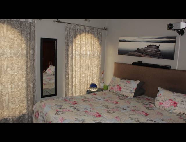 3 BEDROOM HOUSE FOR SALE IN BRACKENHURST